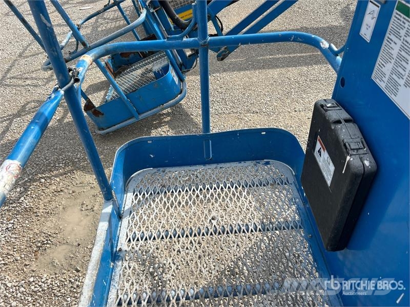 Genie Z34/22N 2WD Electric Articulating Boom Lift Zglobne dvižne ploščadi
