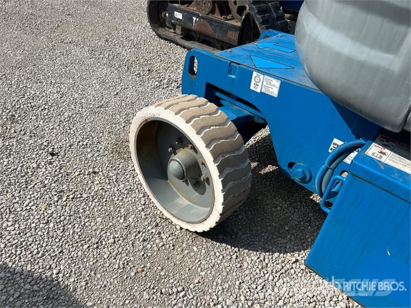 Genie Z40/23N RJ 2WD Electric Articulating Boom Lift Zglobne dvižne ploščadi
