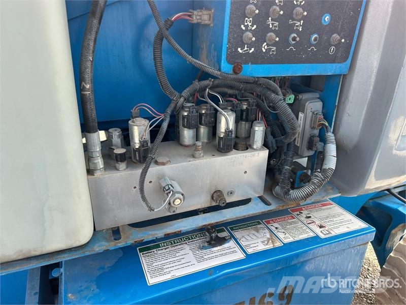 Genie Z40/23N RJ 2WD Electric Articulating Boom Lift Zglobne dvižne ploščadi