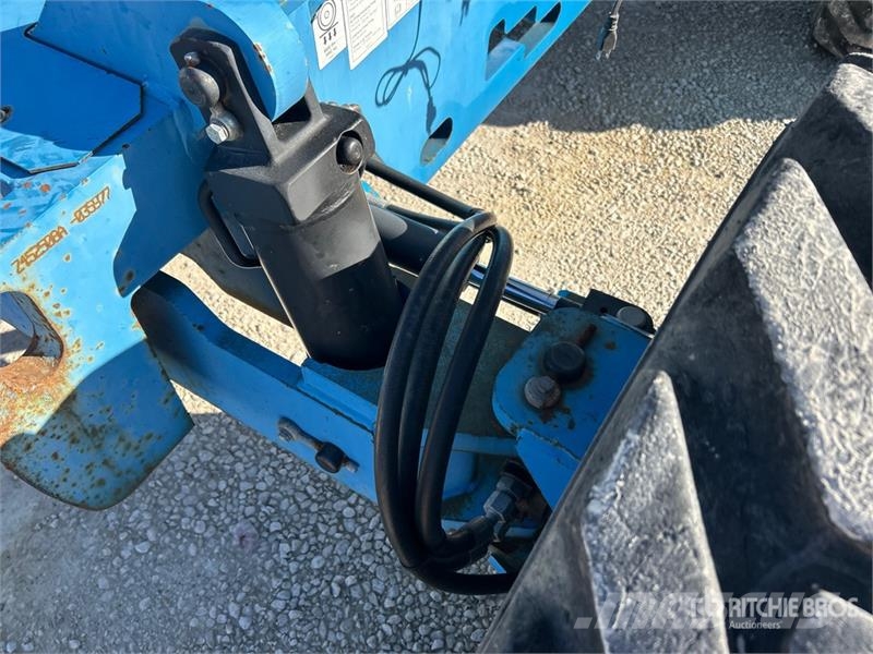 Genie Z45/25 4WD Dual Fuel Articulating Boom Lift Articulated boom lifts