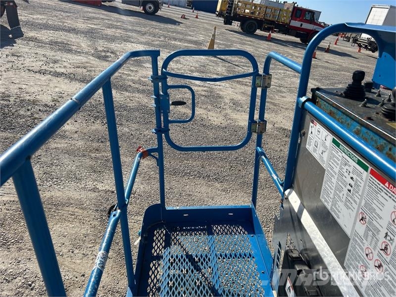 Genie Z45/25 4WD Dual Fuel Articulating Boom Lift Articulated boom lifts
