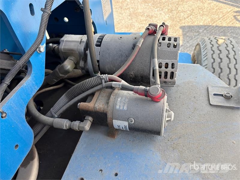 Genie Z45/25 4WD Electric Articulating Boom Lift رافعات سلة مفصلية