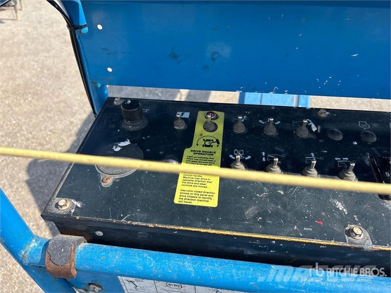 Genie Z45/25 4WD Electric Articulating Boom Lift رافعات سلة مفصلية