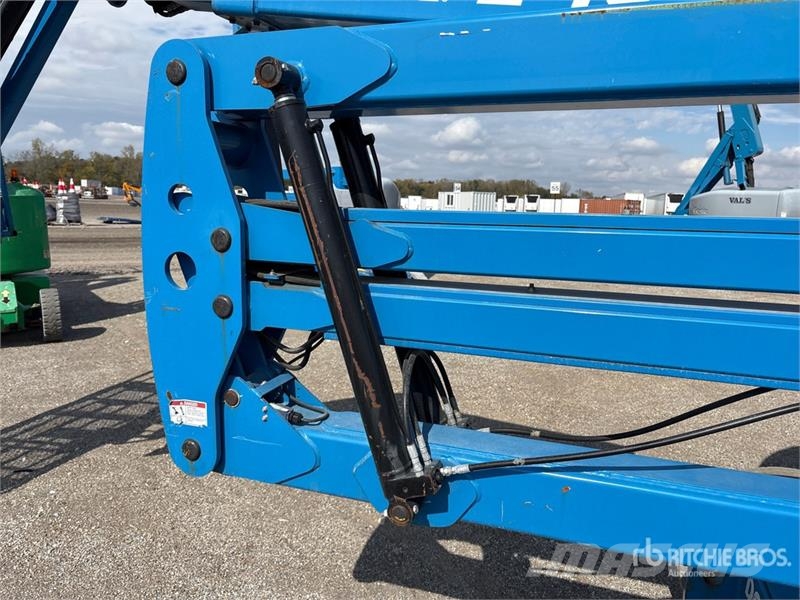 Genie Z45/25 4WD Electric Articulating Boom Lift رافعات سلة مفصلية