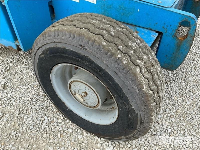 Genie Z45/25 Electric Articulating Boom Lift ブームリフト 屈伸型