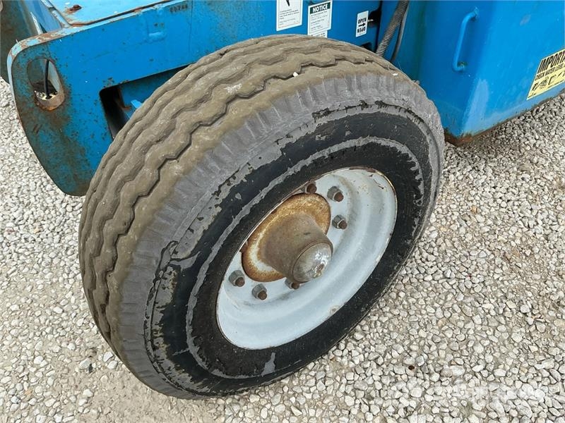 Genie Z45/25 Electric Articulating Boom Lift ブームリフト 屈伸型