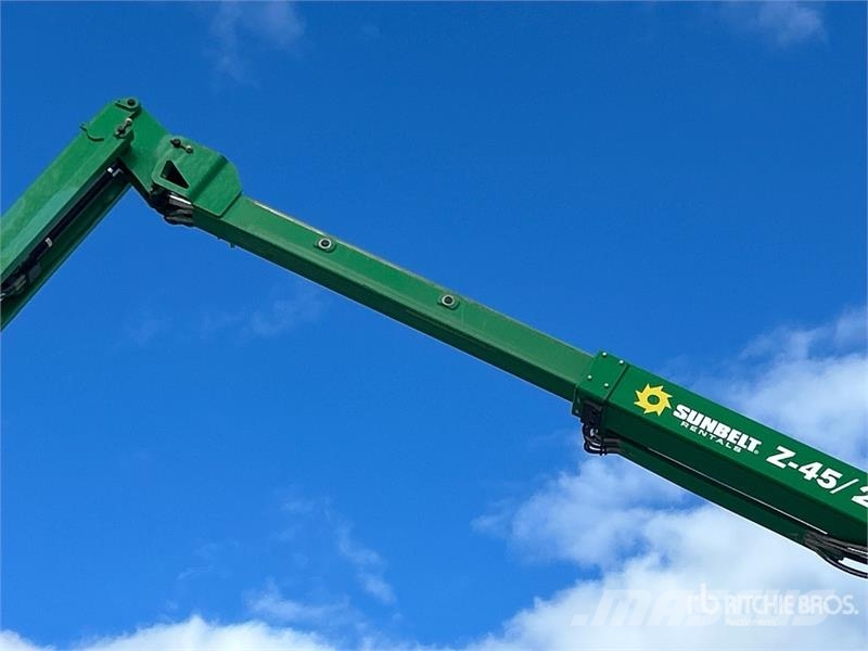 Genie Z45/25JRT 4WD Diesel Articulating Boom Lift Knikarmhoogwerkers