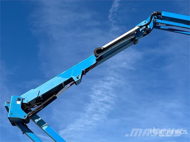 Genie Z4525J 2WD Electric Articulating Boom Lift Коленчатые подъемники