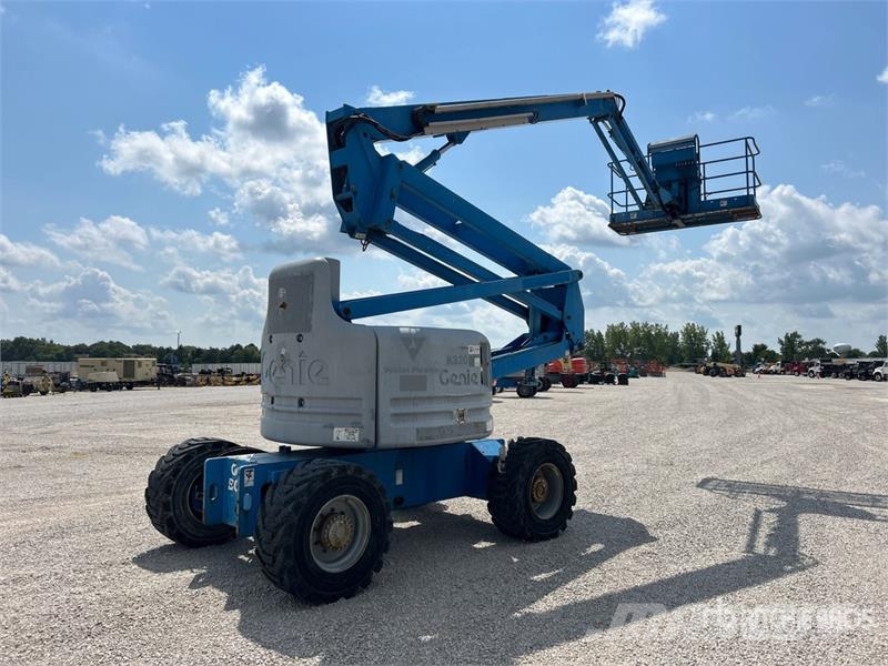 Genie Z6034 4WD Diesel Articulating Boom Lift Piattaforme a braccio articolato