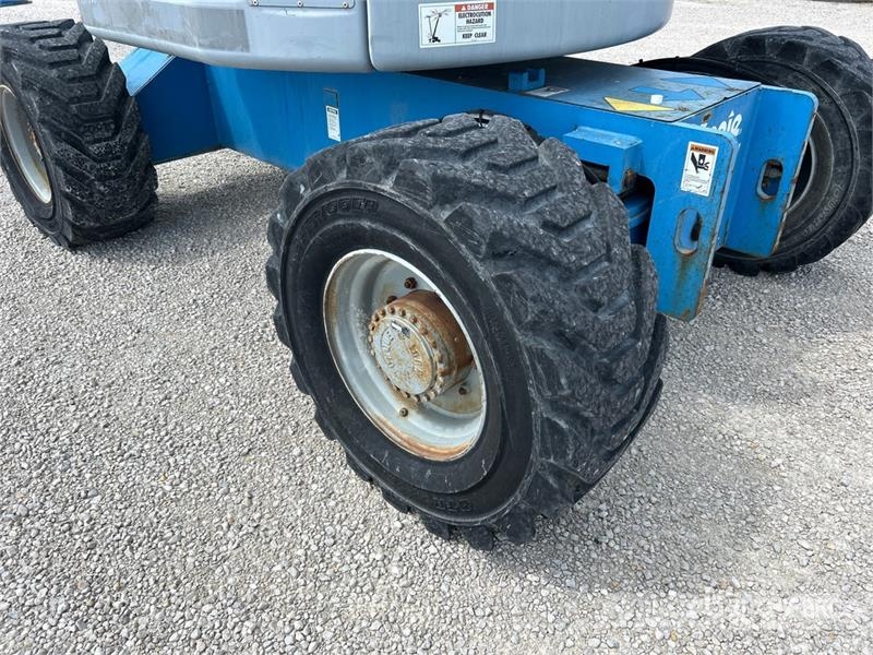 Genie Z6034 4WD Diesel Articulating Boom Lift Piattaforme a braccio articolato