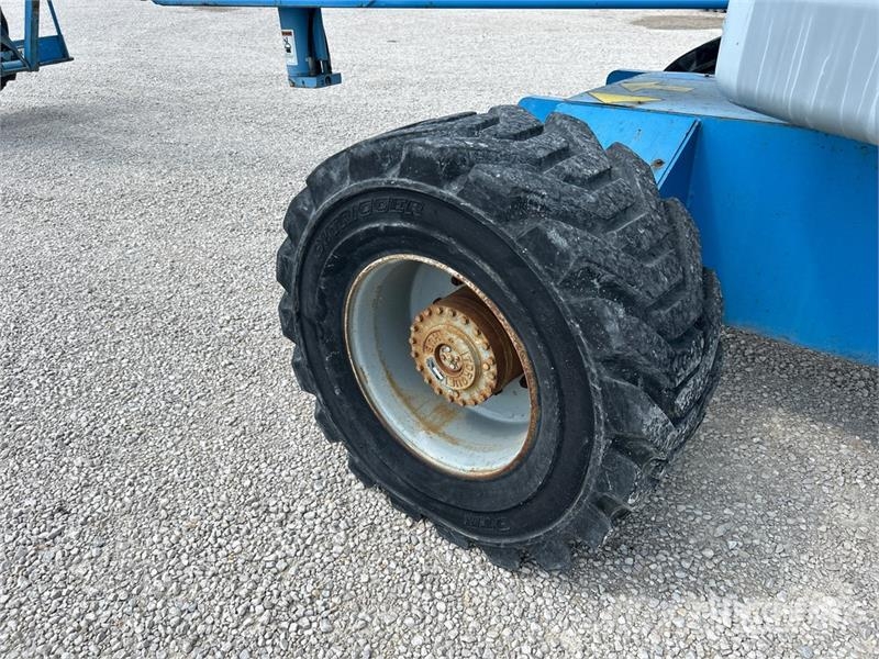 Genie Z6034 4WD Diesel Articulating Boom Lift Piattaforme a braccio articolato