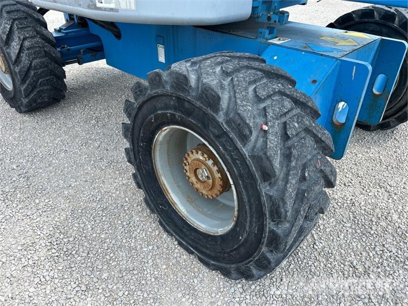 Genie Z6034 4WD Diesel Articulating Boom Lift Piattaforme a braccio articolato