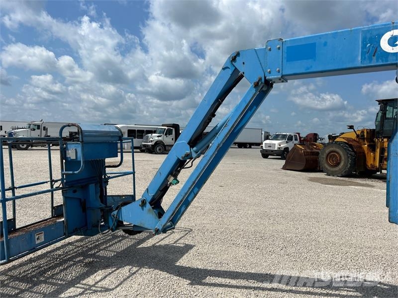 Genie Z6034 4WD Diesel Articulating Boom Lift Piattaforme a braccio articolato