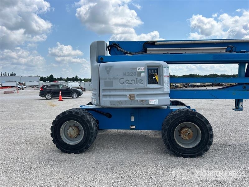 Genie Z6034 4WD Diesel Articulating Boom Lift Piattaforme a braccio articolato