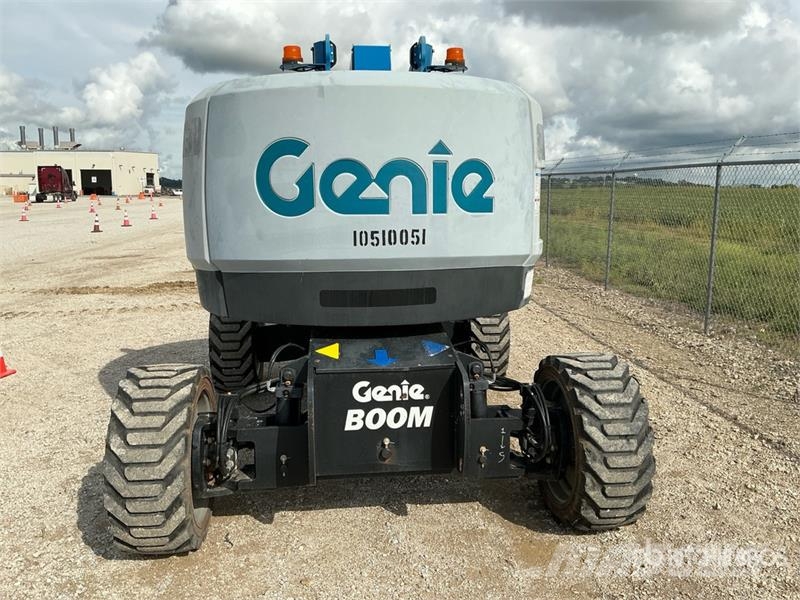 Genie Z62-40 4WD Dual Fuel Articulating Boom Lift 曲臂高空工作平台