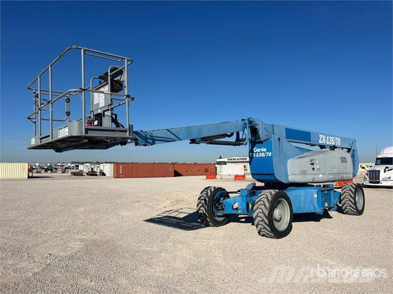 Genie ZX-135/70 4WD Diesel Articulating Boom Lift Plataformas elevatórias articuladas