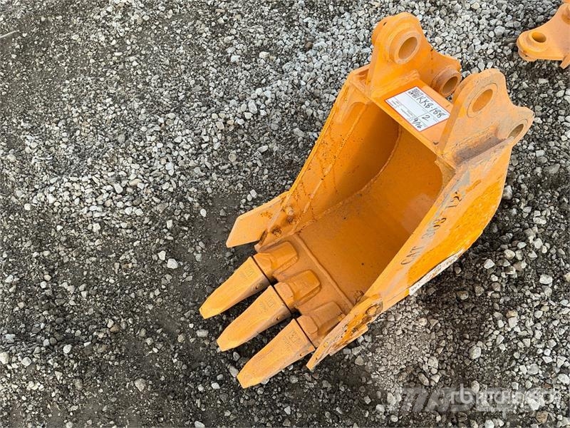  GIYI 12 in Excavator Bucket - Fits Cat 303 (Unused دلاء