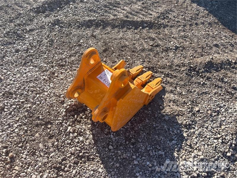 GIYI 12 in Excavator Bucket - Fits Cat 303 (Unused Schaufeln