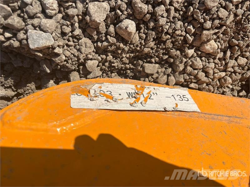 GIYI 12 in Excavator Bucket - Fits Cat 303 (Unused Schaufeln