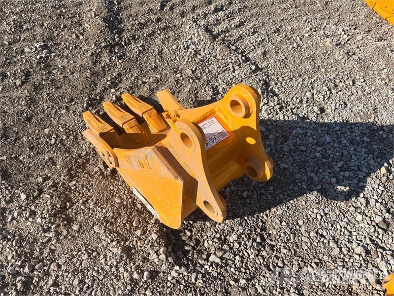 GIYI 12 in Excavator Bucket - Fits Cat 303 (Unused Schaufeln