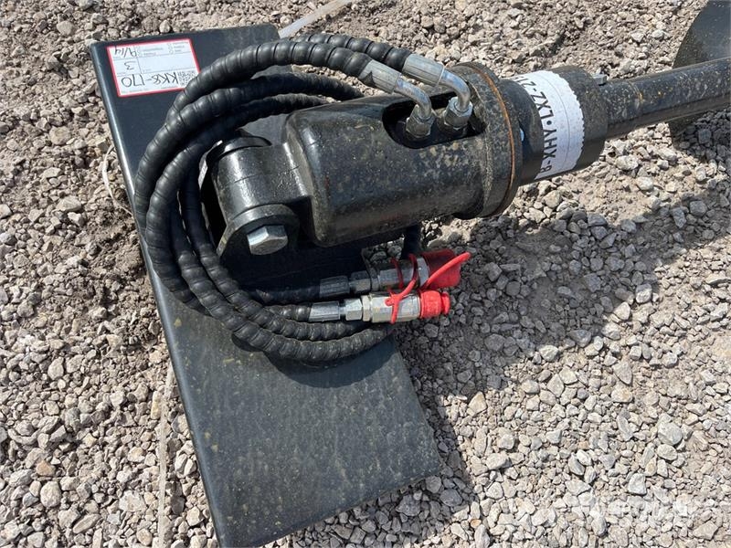 GIYI 12 in Mini Skid Steer Auger (Unused) Drills
