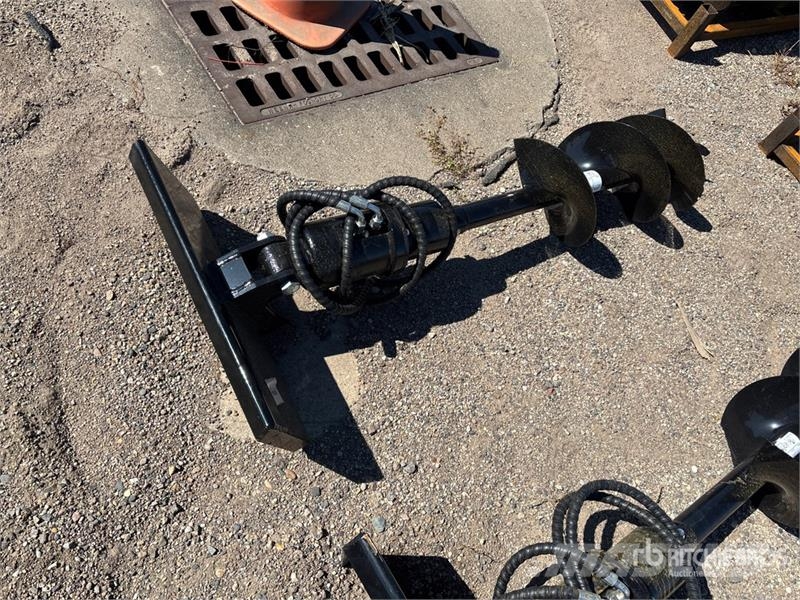  GIYI 12 in Mini Skid Steer Auger (Unused) 鑽頭