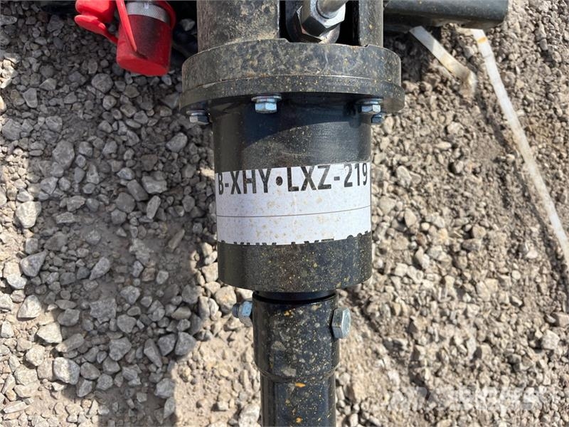 GIYI 12 in Mini Skid Steer Auger (Unused) Drills