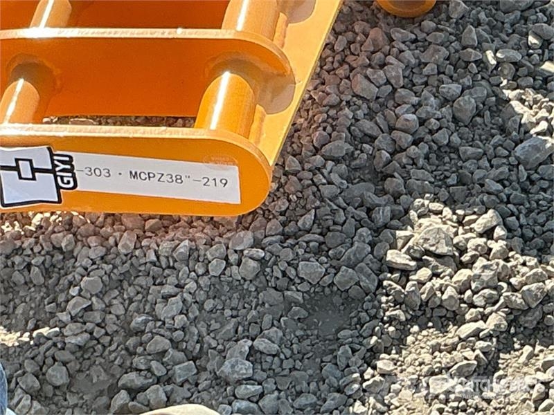  GIYI 38 in Excavator Rake (Unused) Rakes and tedders