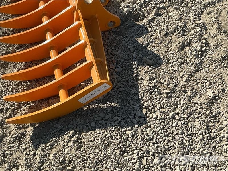 GIYI 38 in Excavator Rake (Unused) Vaalutid ja kaarutid