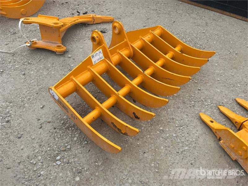 GIYI 44 in Excavator Rake - Fits Cat 305 (Unused) Rendkészítő