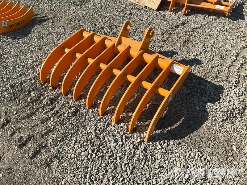  GIYI 45 in Excavator Rake (Unused) Vaalutid ja kaarutid