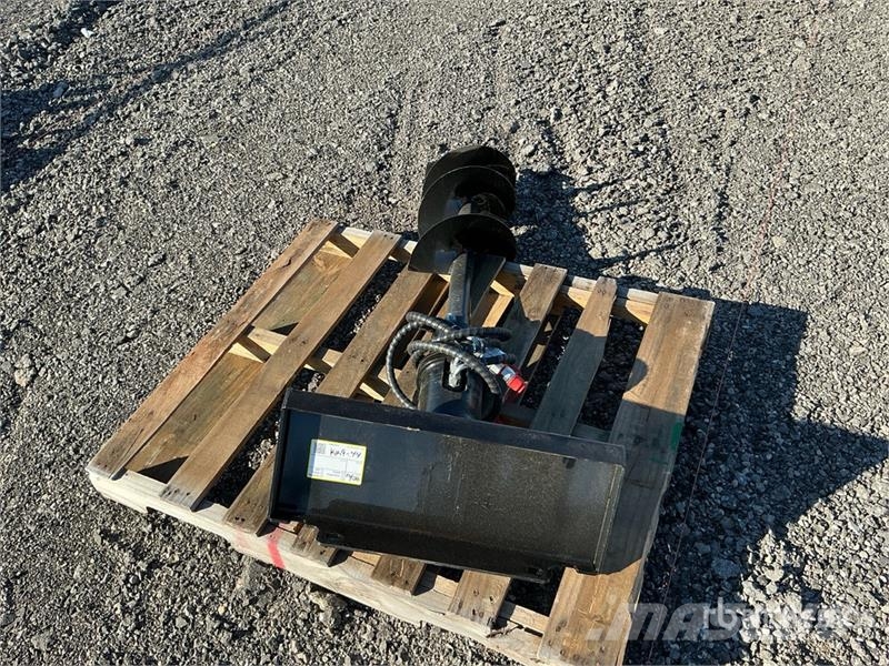  GIYI 55 in Mini Skid Steer Auger (Unused) مثاقيب
