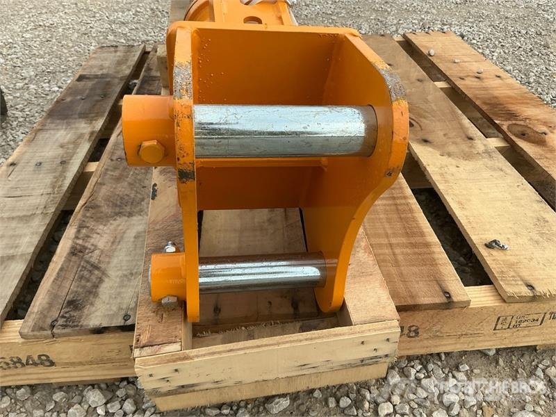 GIYI Excavator Auger - Fits Cat 303 (Unused) 鑽頭