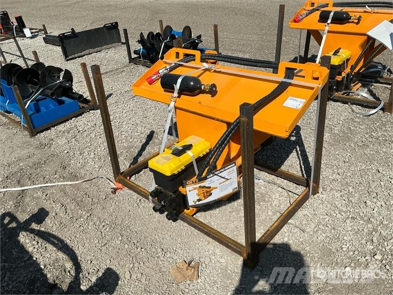 GIYI GY-AD680 Skid Steer Post Driver (Unused) Fencing equipment