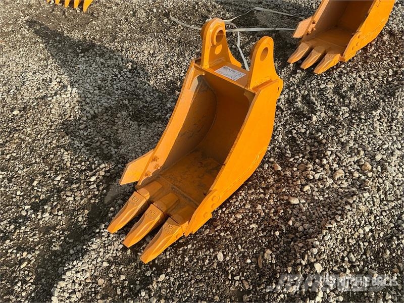 GIYI GY-BK 24 in Digging Excavator Bucket - Fits C Žlice