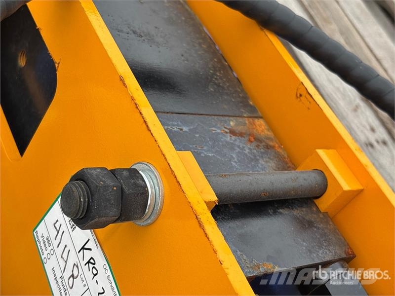GIYI GY-D680 45 in Skid Steer Post Driver (Unused) Fencing equipment