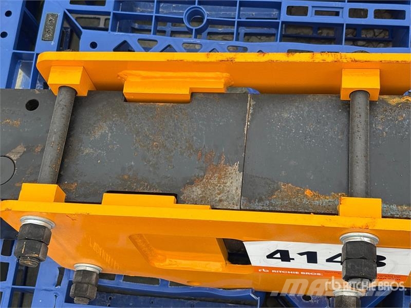 GIYI GY-D680 45 in Skid Steer Post Driver (Unused) Fencing equipment