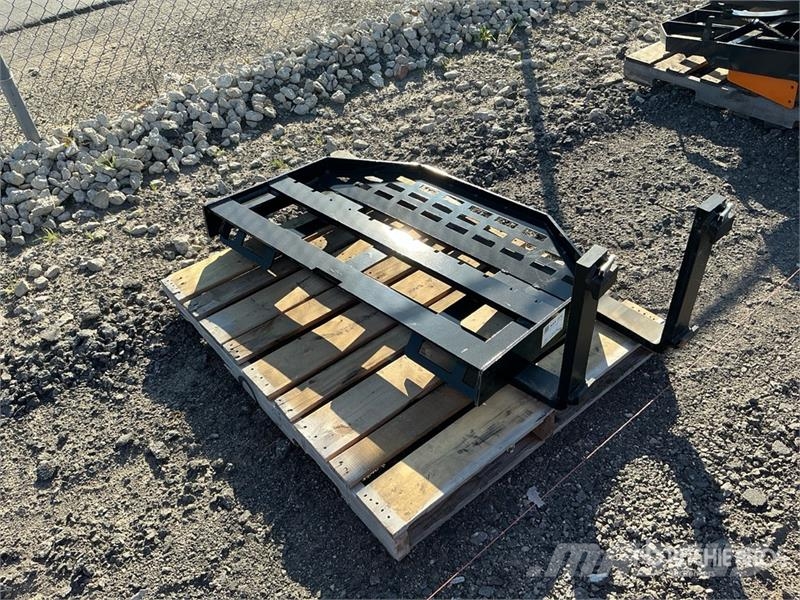 GIYI GY-DHC 59 in Skid Steer Forks (Unused) フォーク