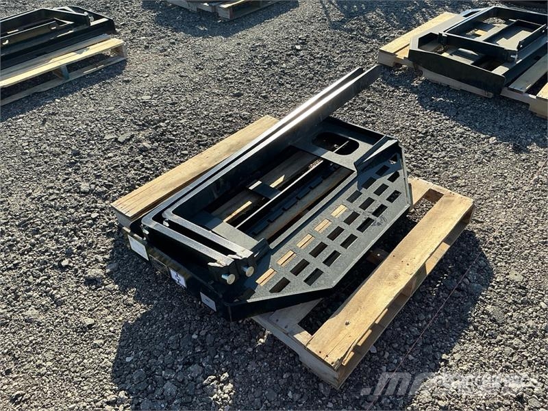 GIYI GY-DHC 59 in Skid Steer Forks (Unused) フォーク