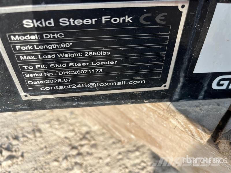 GIYI GY-DHC 59 in Skid Steer Forks (Unused) Forche