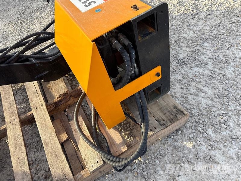 GIYI GY-ECA74 54 in Articulating Skid Steer Brush Priključne i vučne kosilice