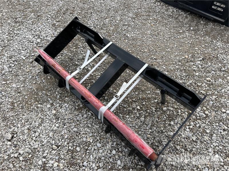  GIYI GY-HF47 45 in Skid Steer Bale Spear (Unused) Drugi deli