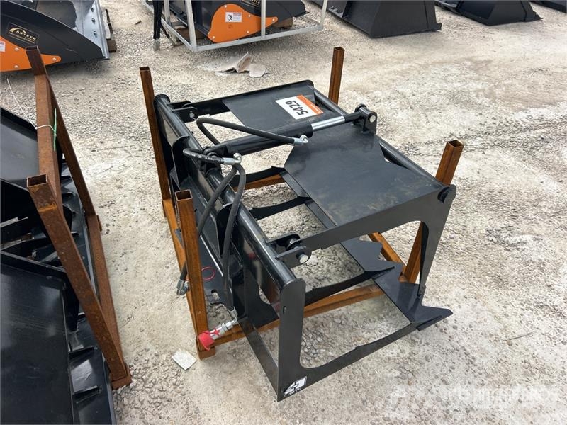 GIYI GY-HWG44 44 in Skeleton Mini Skid Steer Grapp Grapples