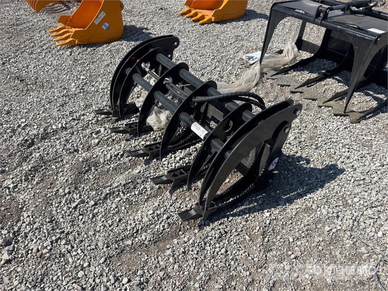 GIYI GY-MCLG60 42 in Mini Skid Steer Grapple (Unus Grapples