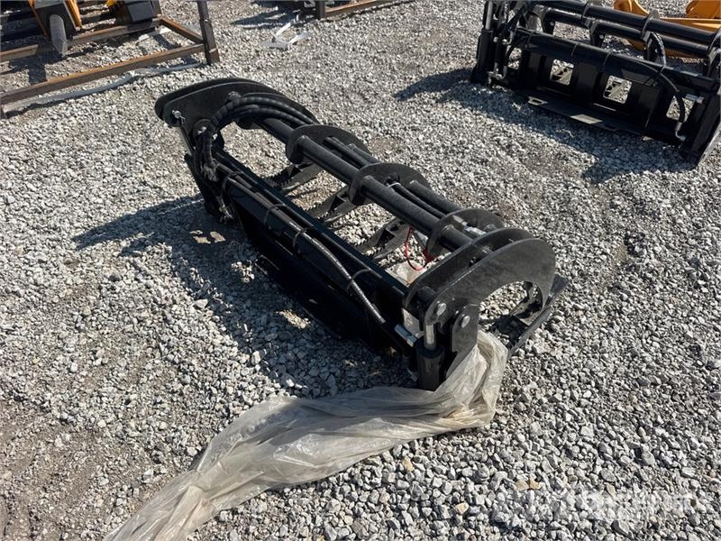 GIYI GY-MCLG60 42 in Mini Skid Steer Grapple (Unus Grapples