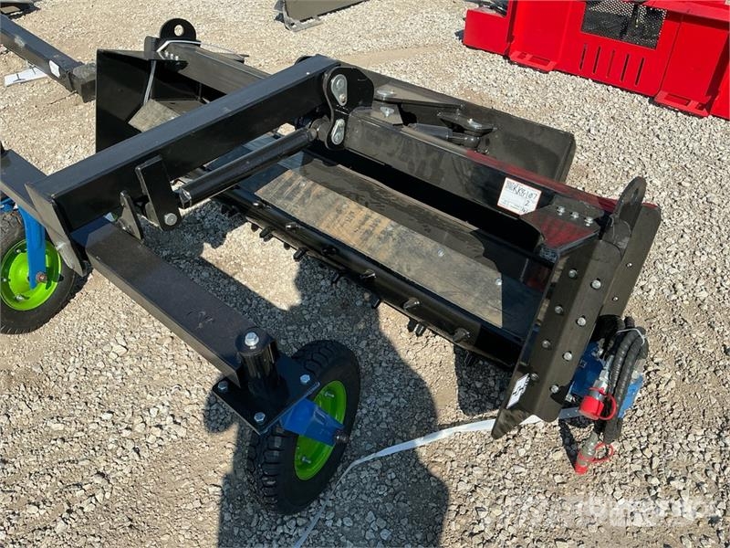  GIYI GY-PR71 72 in Skid Steer Power Rake (Unused) 耙與翻草機