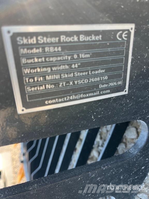  GIYI GY-RB44 Rock Mini Skid Steer Bucket (Unused) Kaušai