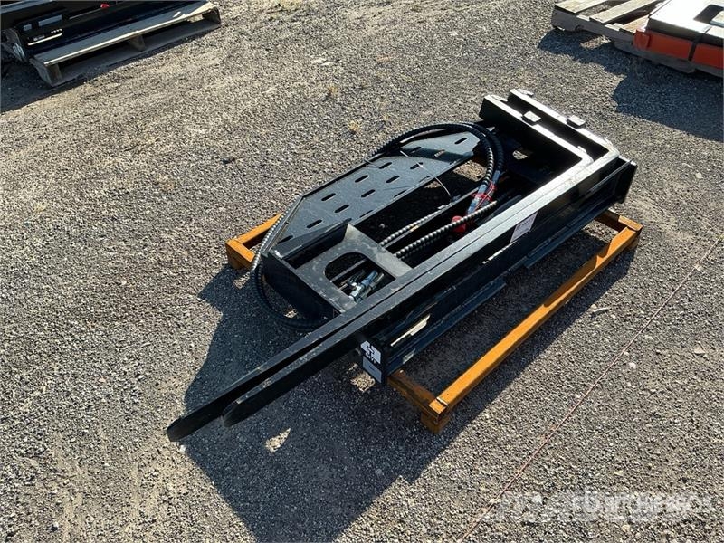 GIYI GY-SF60 60 in Skid Steer Forks (Unused) Vidlica