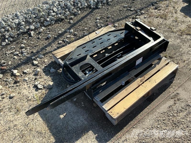 GIYI GY-SF60 60 in Skid Steer Forks (Unused) Vidlica