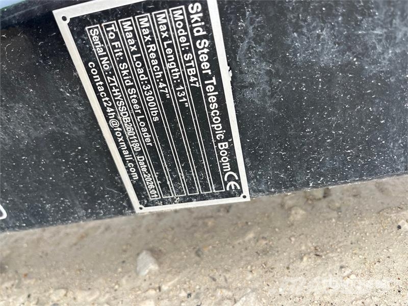  GIYI GY-STB47 131 in Skid Steer Telescopic Boom (U Otros componentes